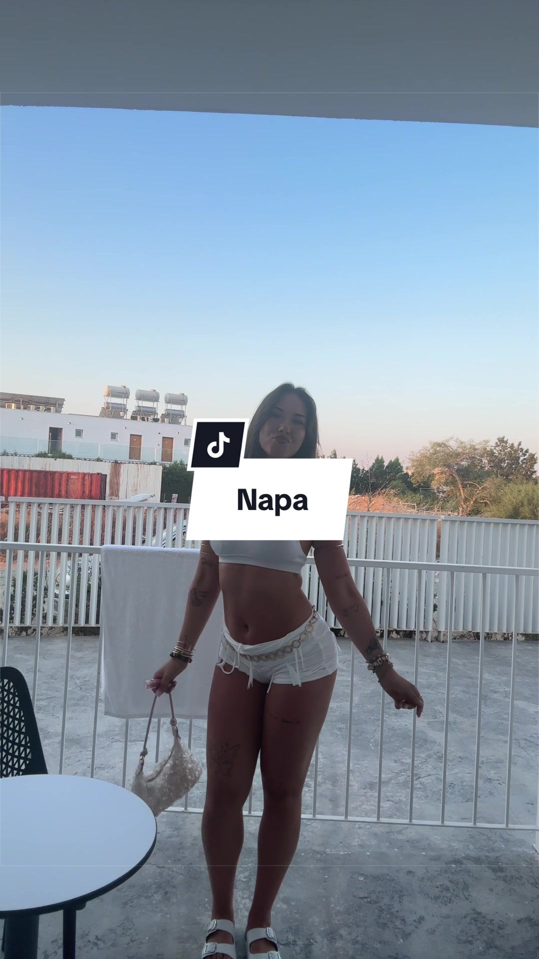 @Mia