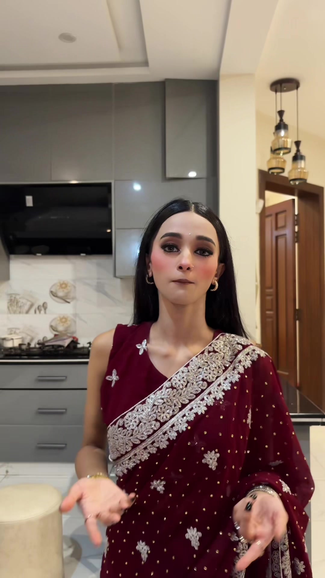 @ayeshaazhar_official