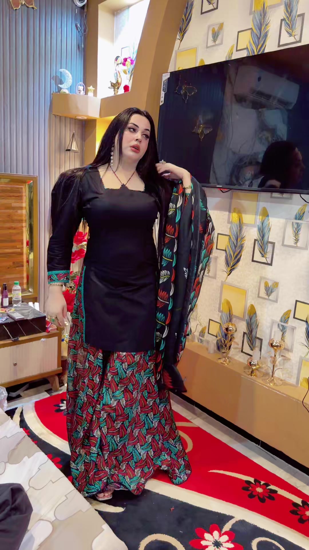 @👑cHaHaT QuEeN👑🧚🏻&zwj;♀️