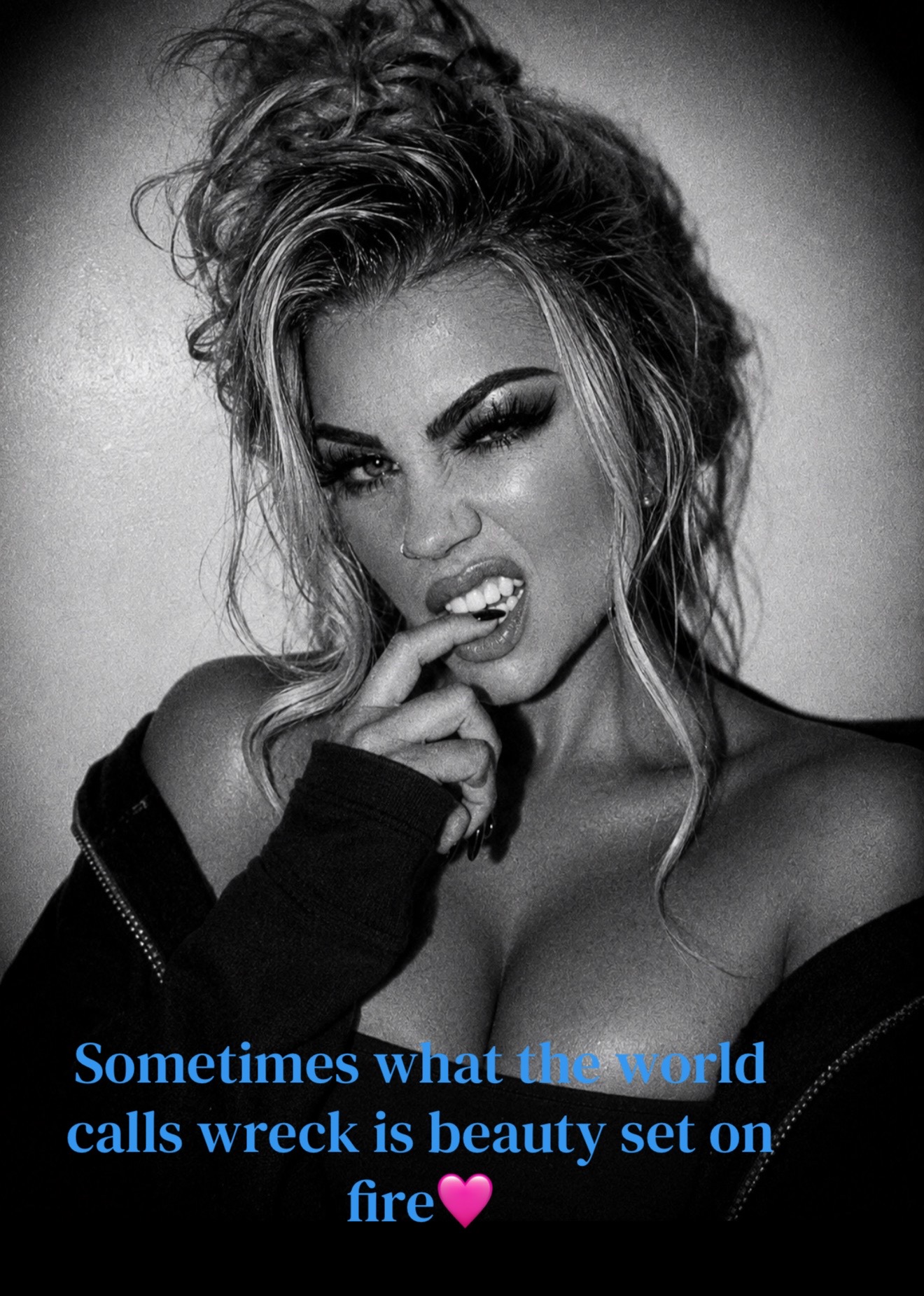@𝓙𝓪𝓶𝓲𝓮м&sigma;тн&alpha;&fnof;к&eta;𝓓𝓪𝔂🤍🐆