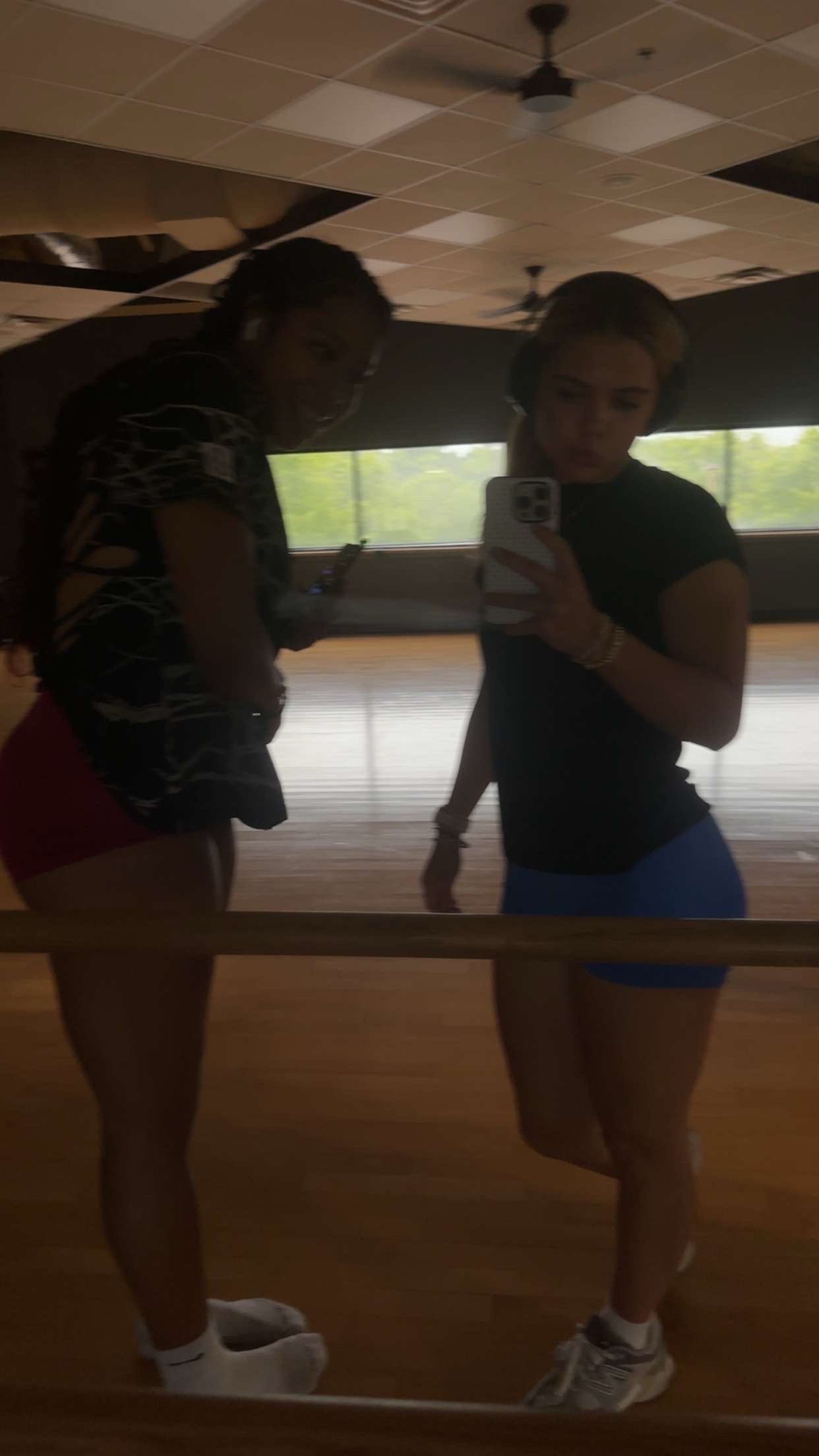 @mrsmotherlonglegs