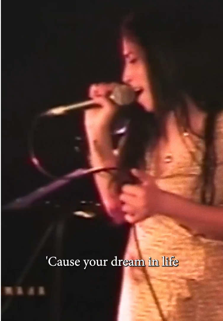@Amy Winehouse