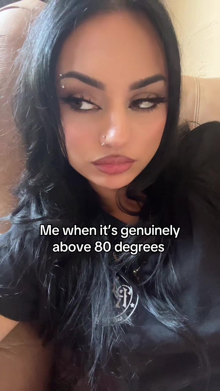 @Amber🖤
