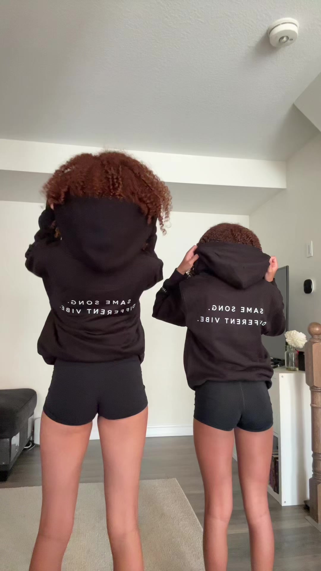 @👯&zwj;♀️