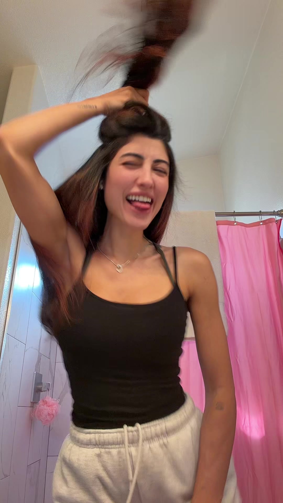 @lesliedonnaxox