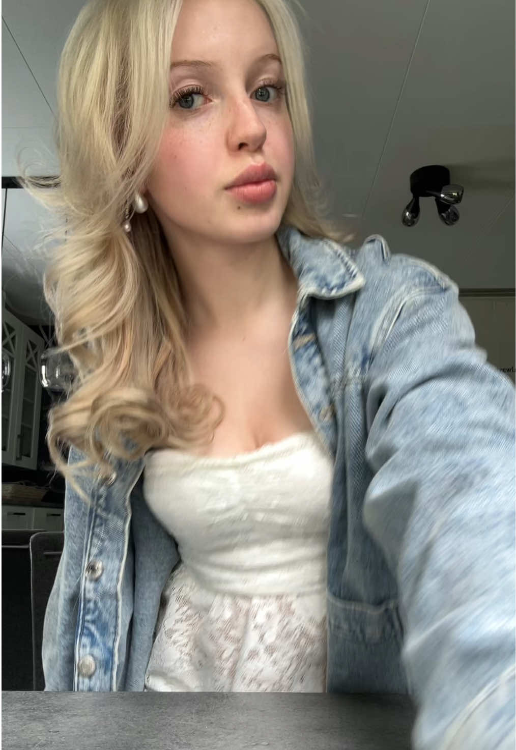 @ella🪽