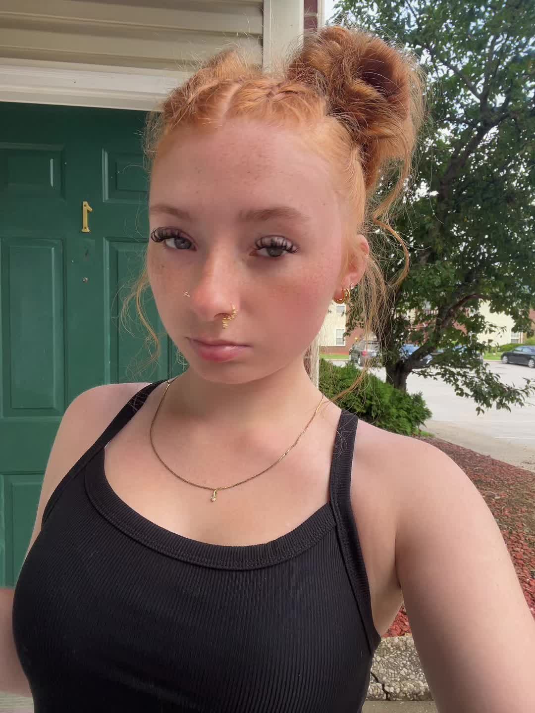 @❄️🐰