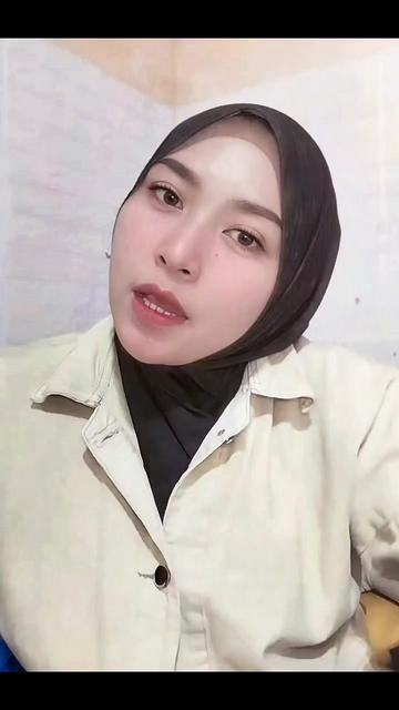 @Adeanie