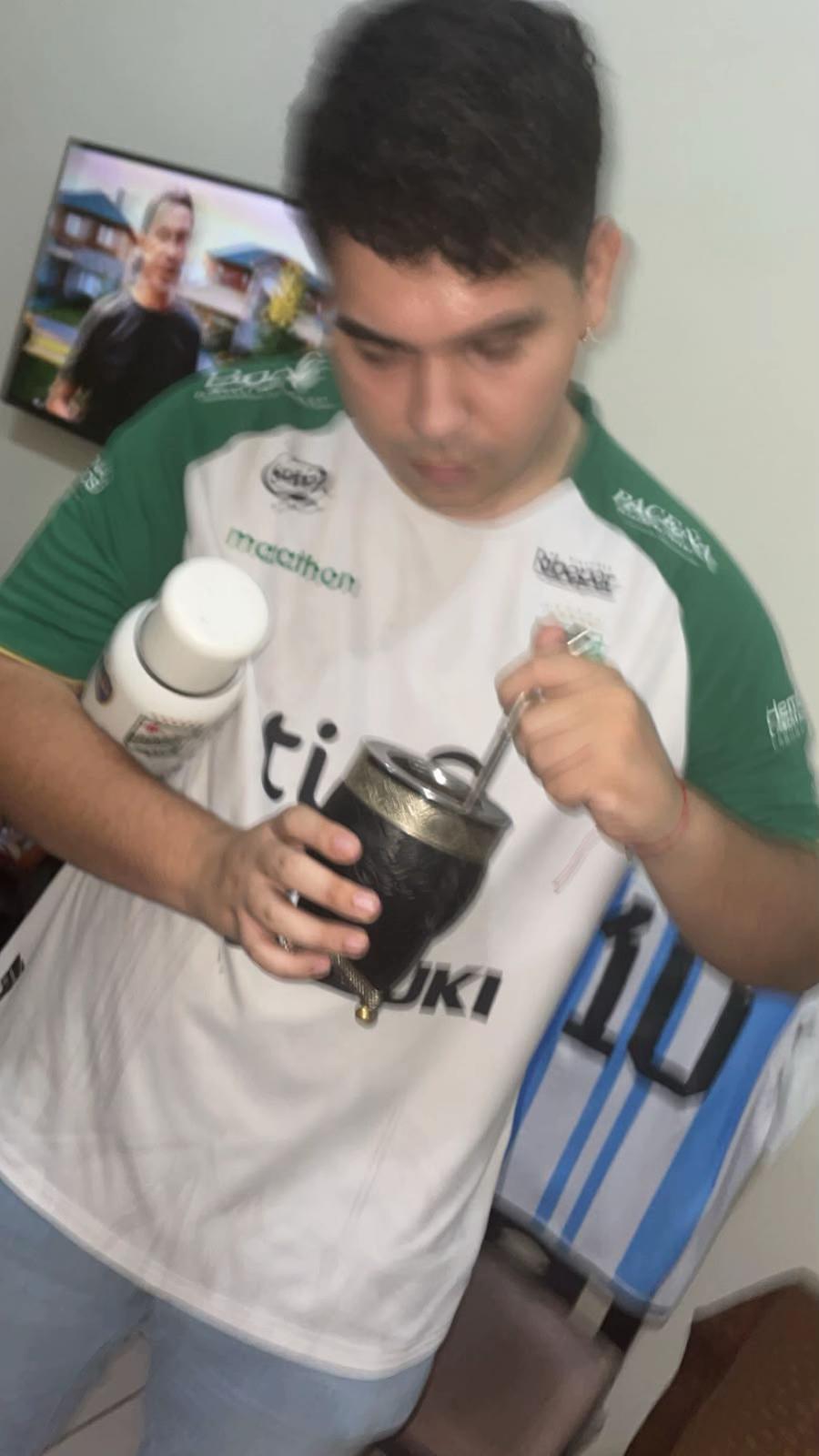 @Huguito💚
