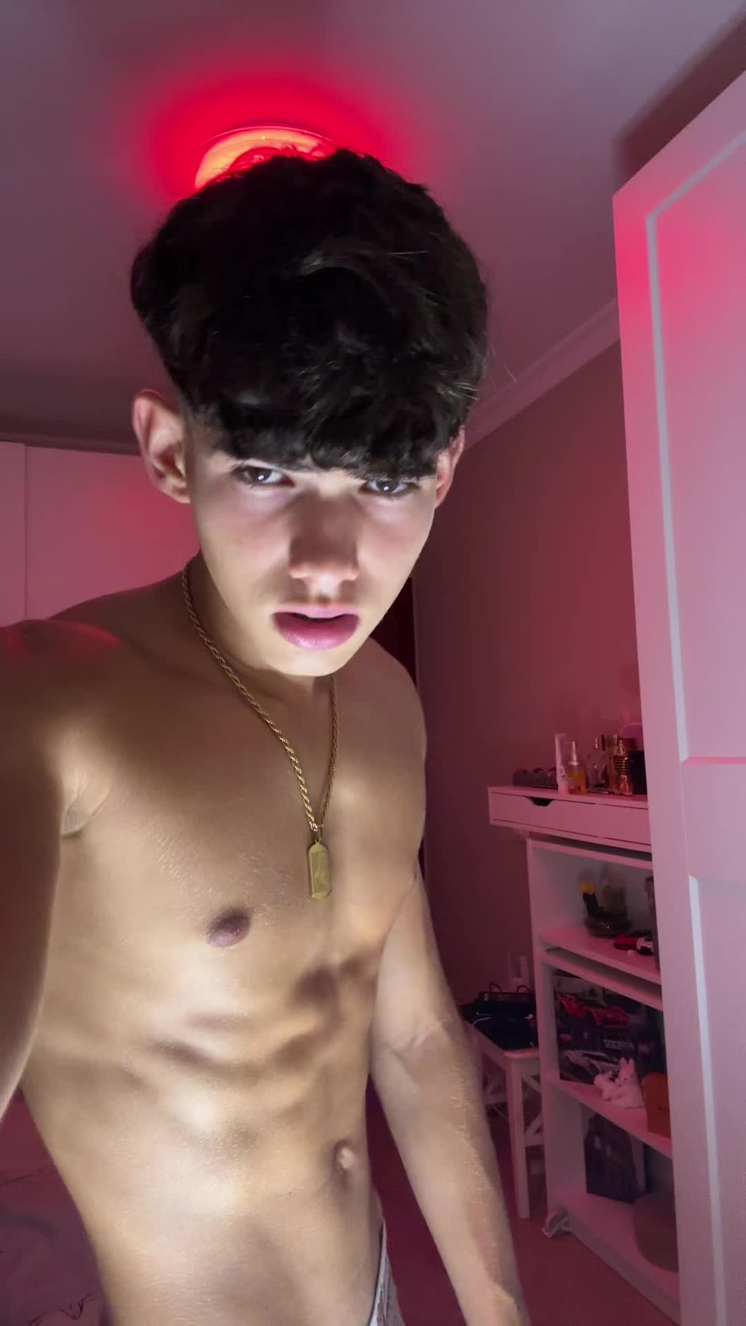 @aidanortizz