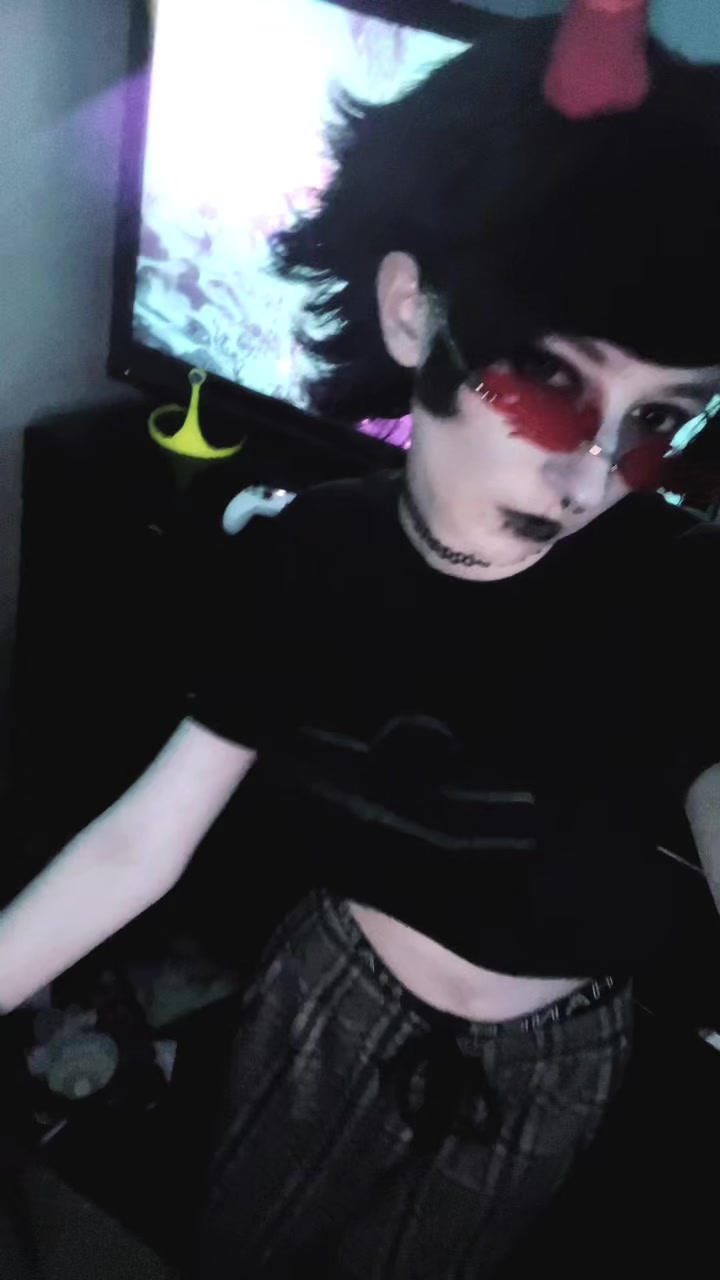 @|-/ &mdash; ♯┆clem  .ᐟ