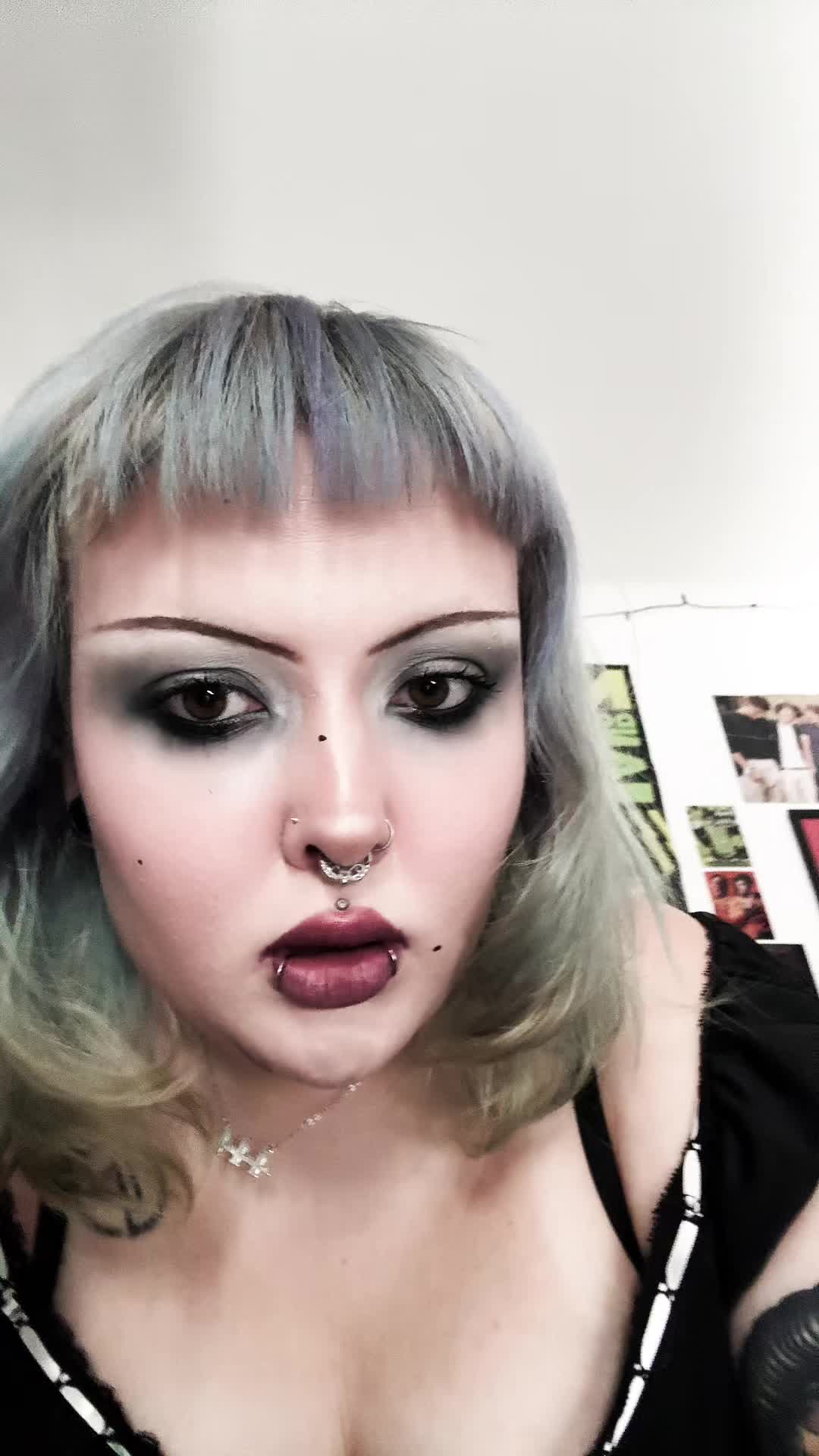 @mothsoda