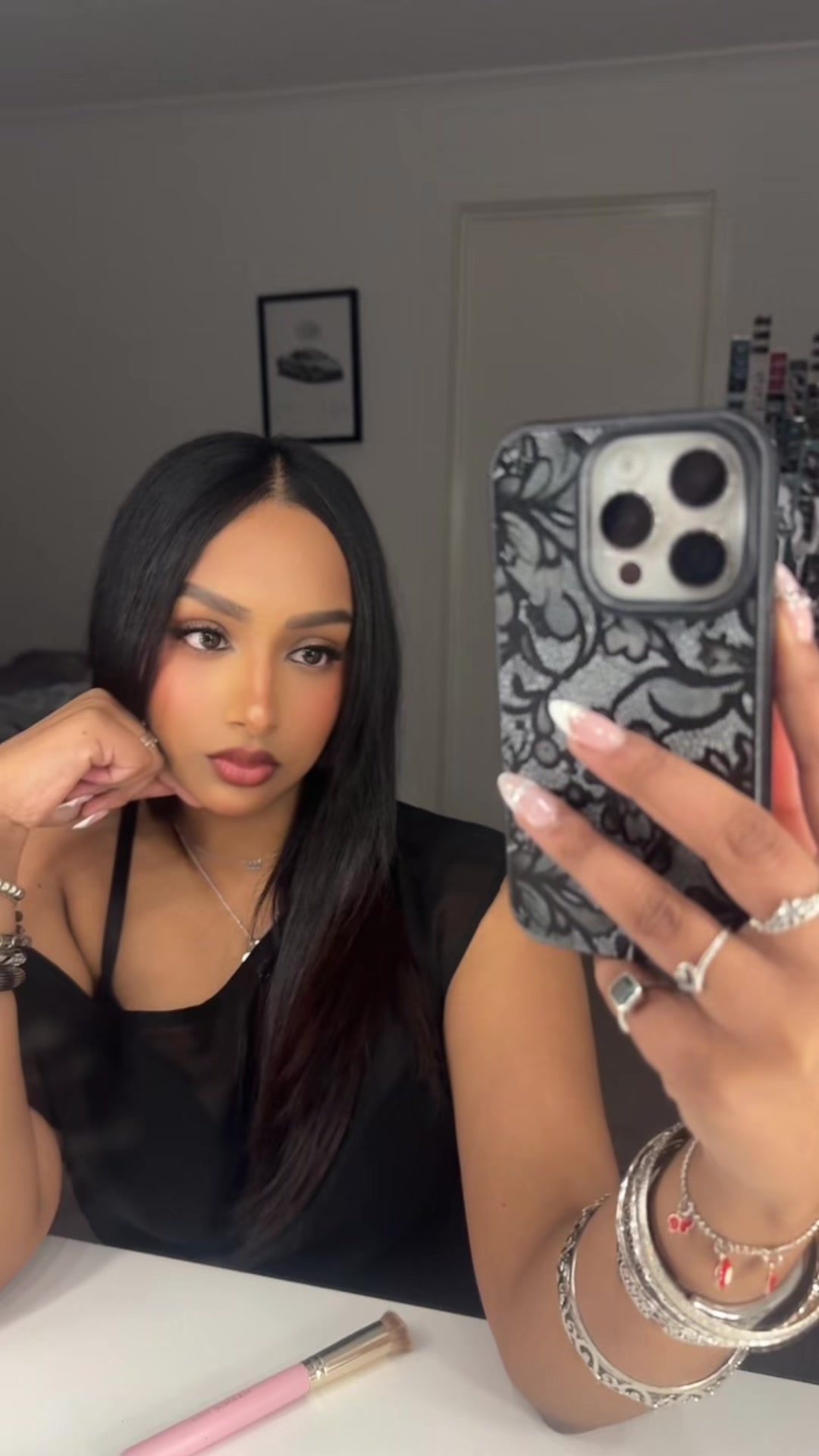 @niki