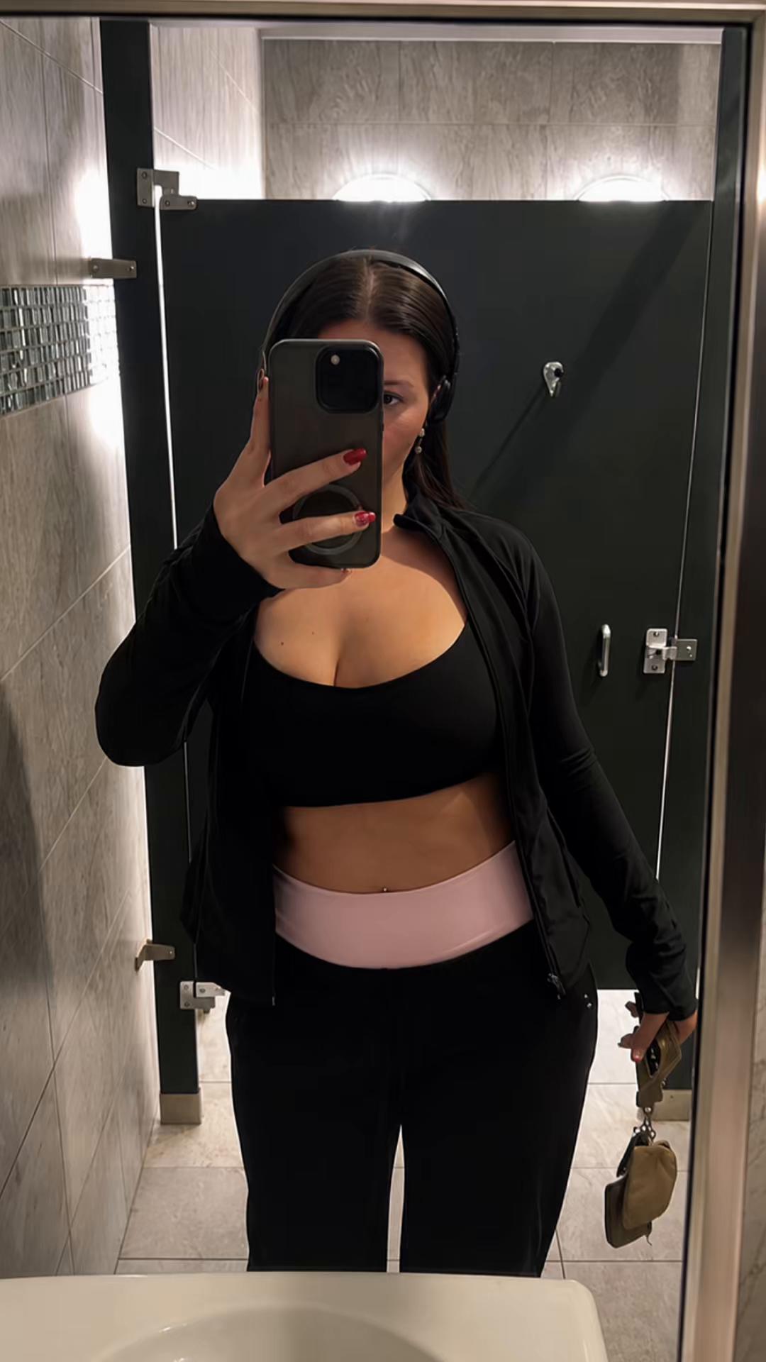@hannahliska