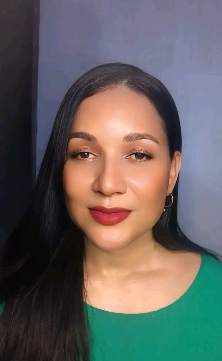 @paola Santos