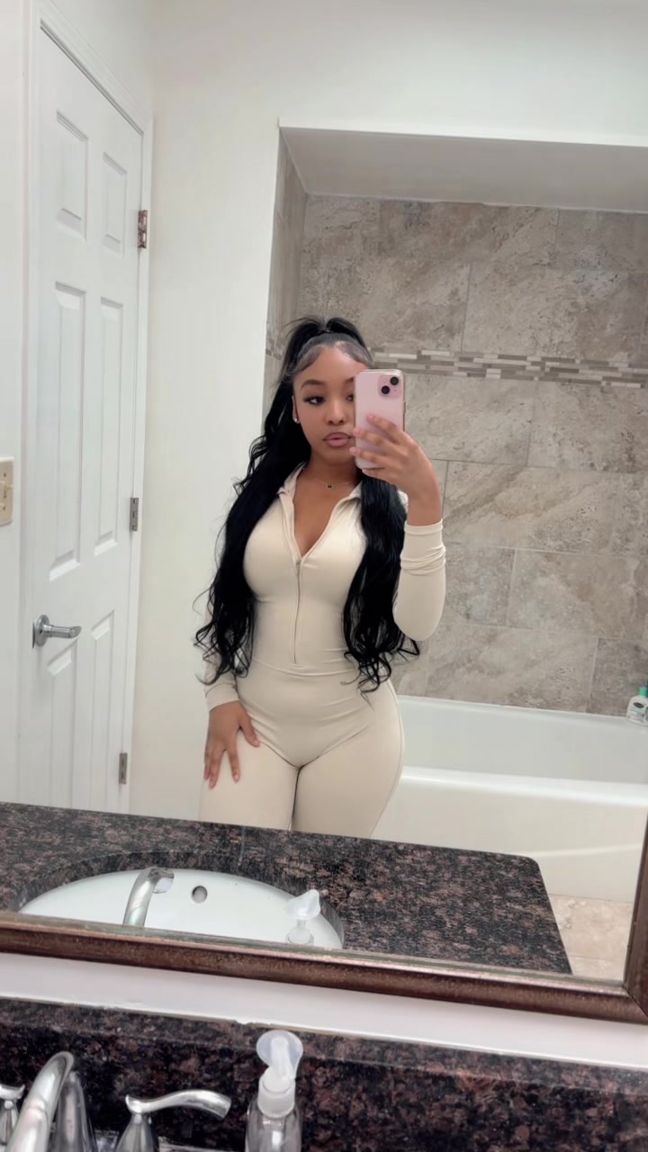 @prettylittlelightskin