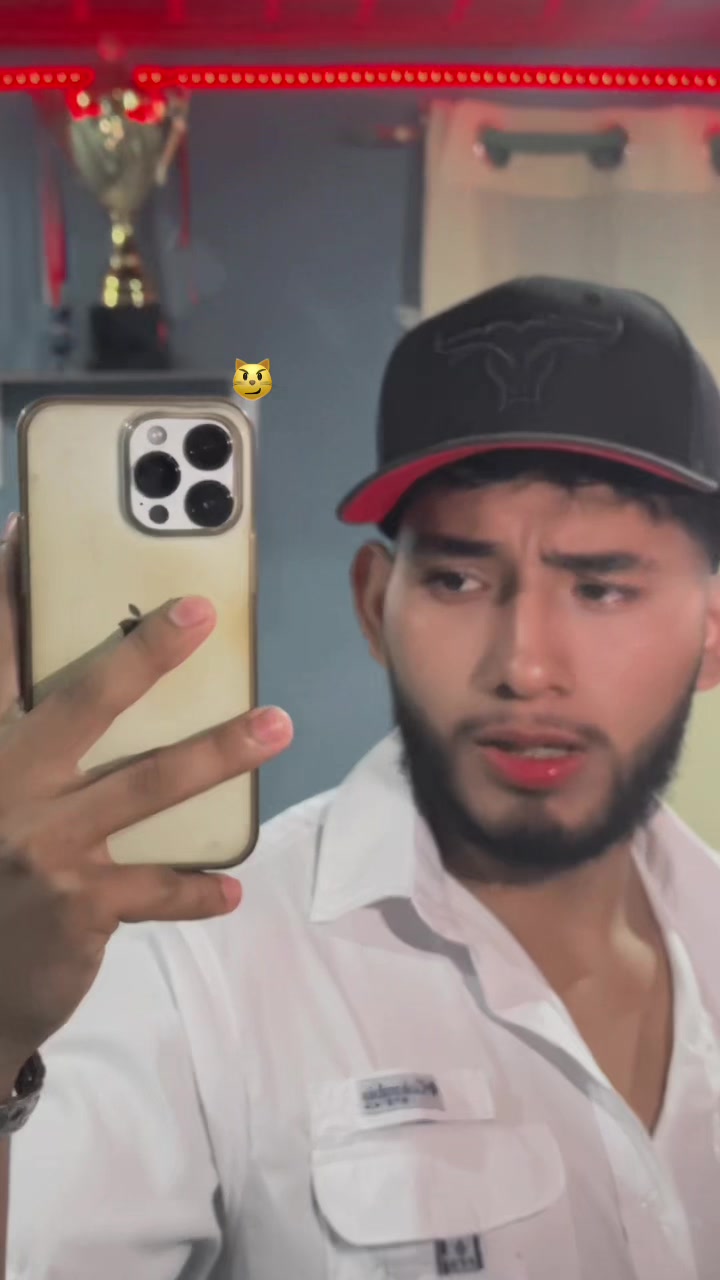 @𝓗𝓮𝓻𝓷𝓪𝓷𝓭𝓮𝔃༒🧔🏻