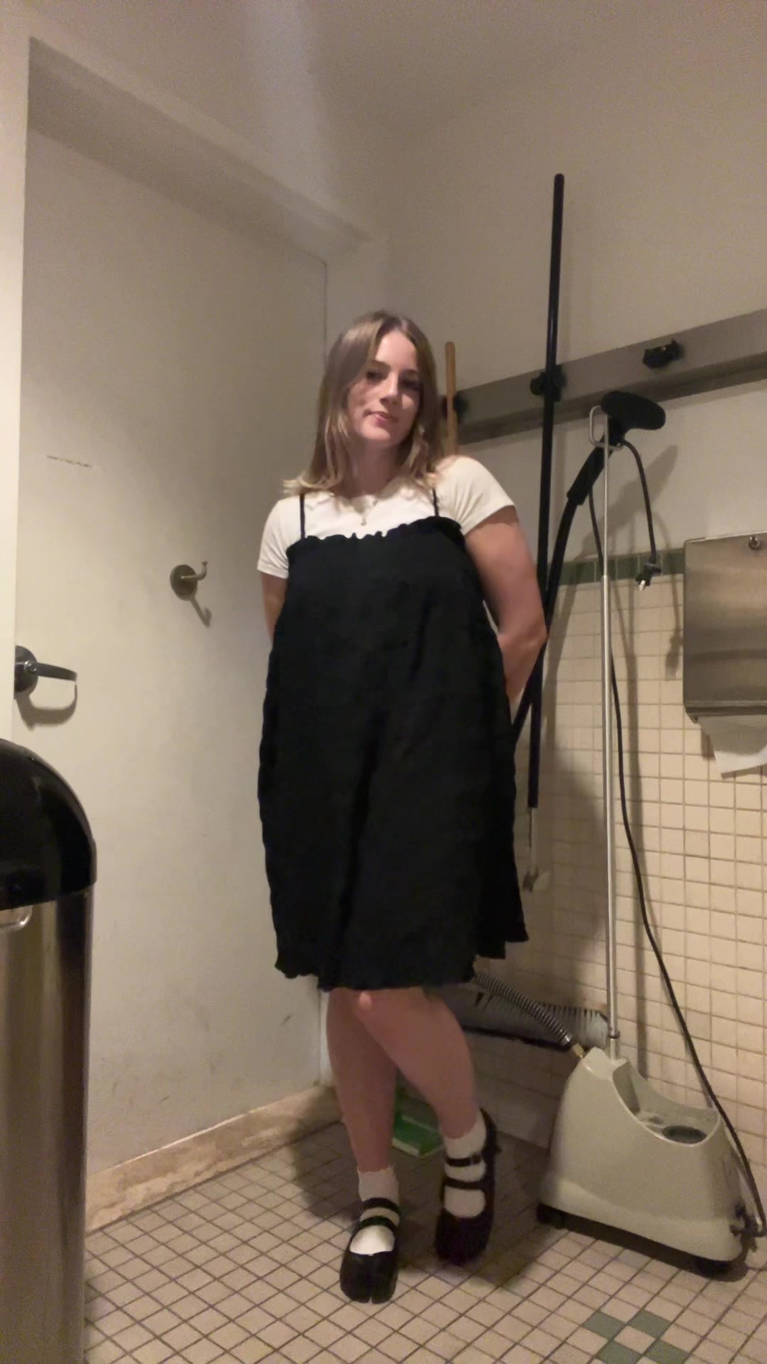 @g