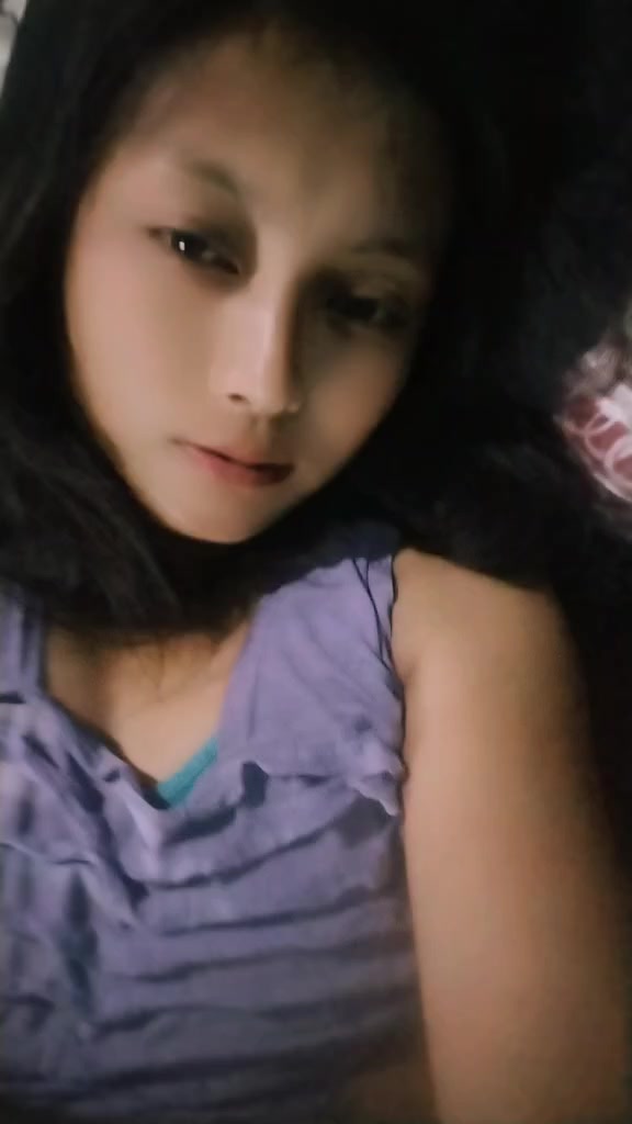 @Addicte with phone 😆