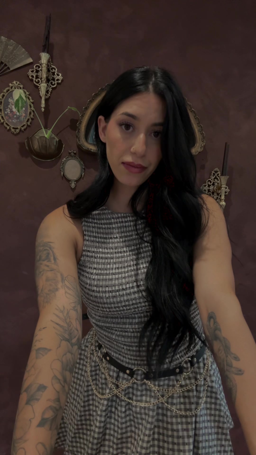 @ashley 🍒🕯️🖤