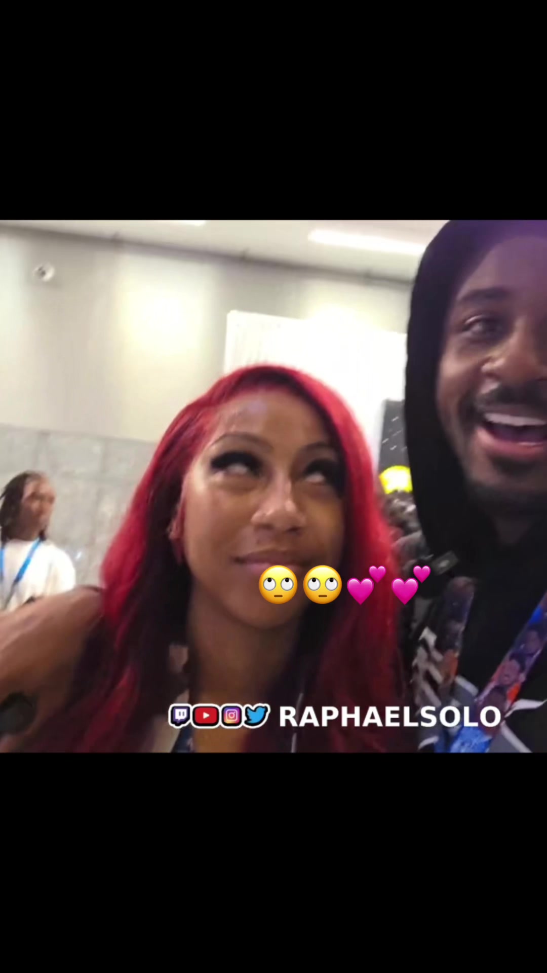 @RaphaelsoloLIVE