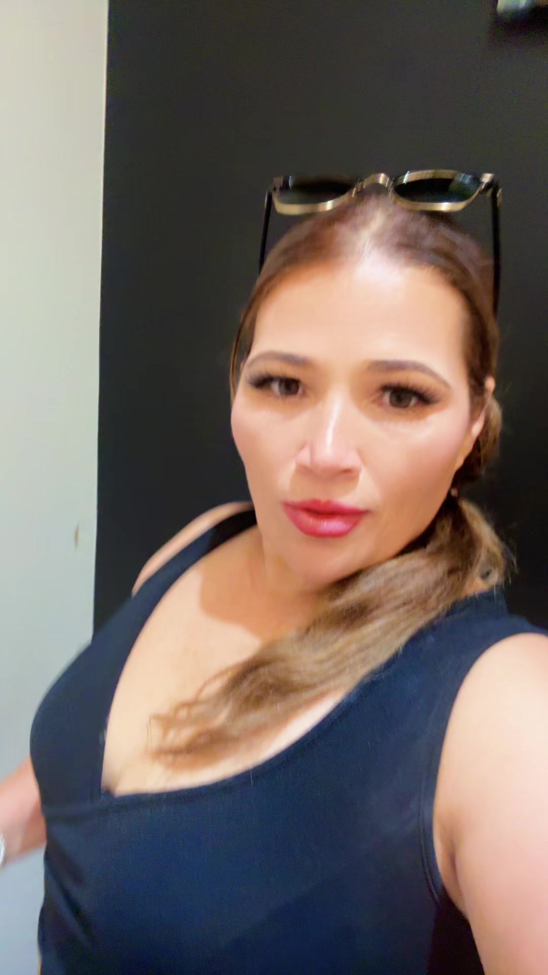 @Iliana