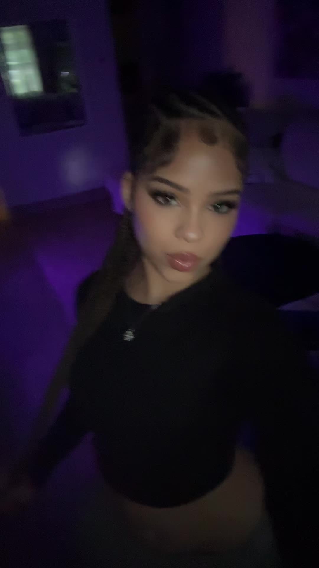 @𝘣𝘢𝘣𝘺𝘷𝘦𝘳𝘥𝘦