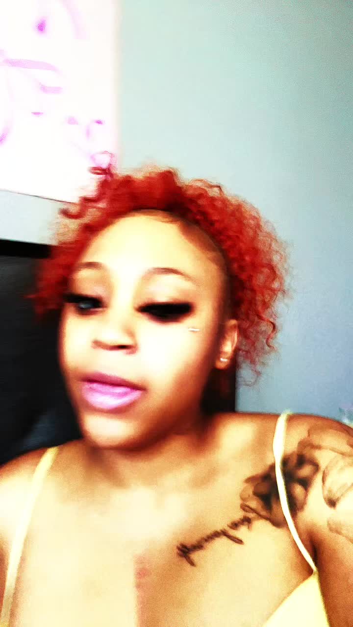 @🥵