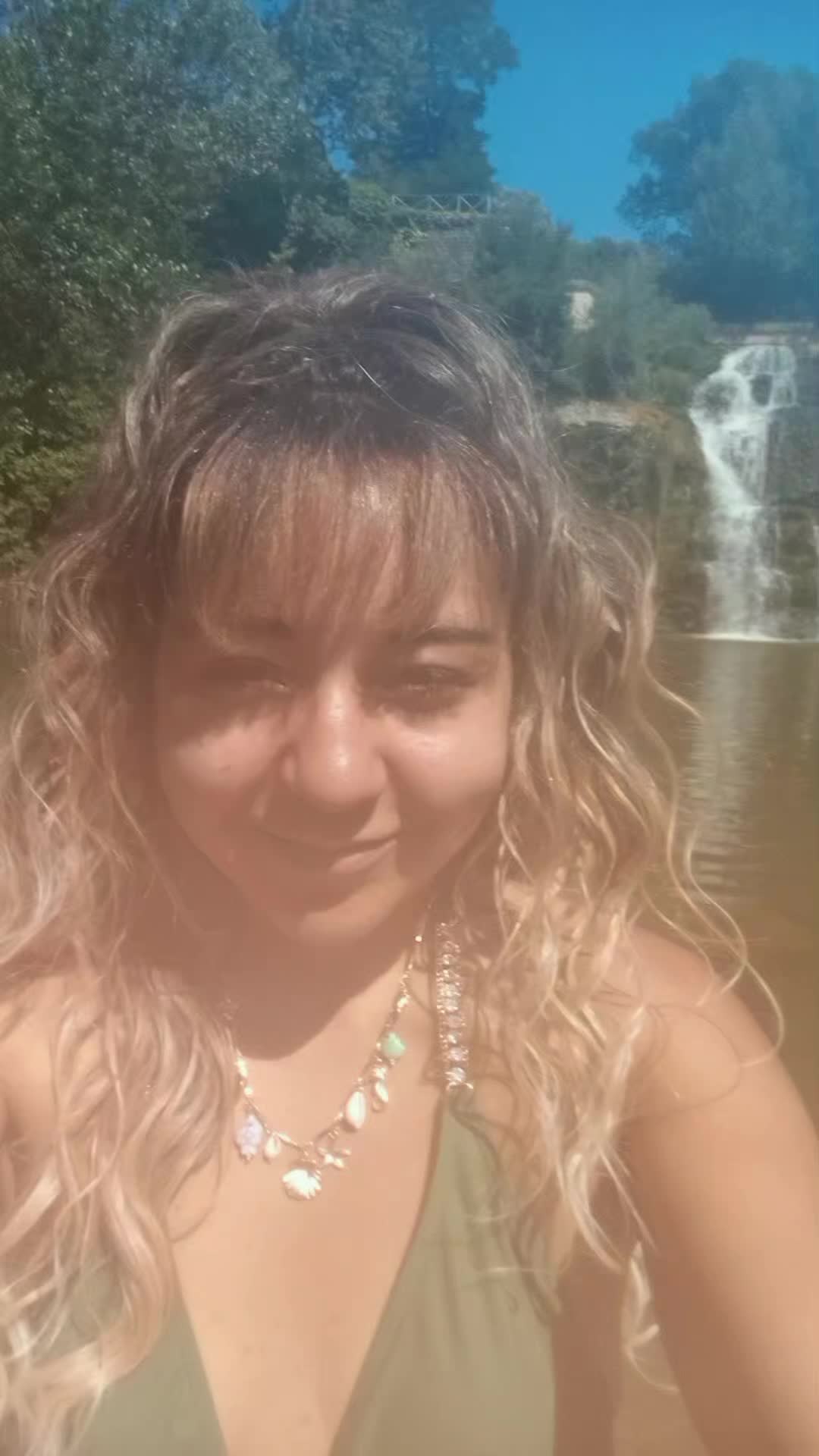 @_iamsofiax_