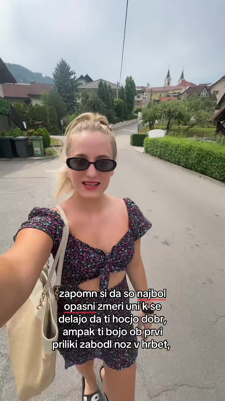 @Lara Juvančič