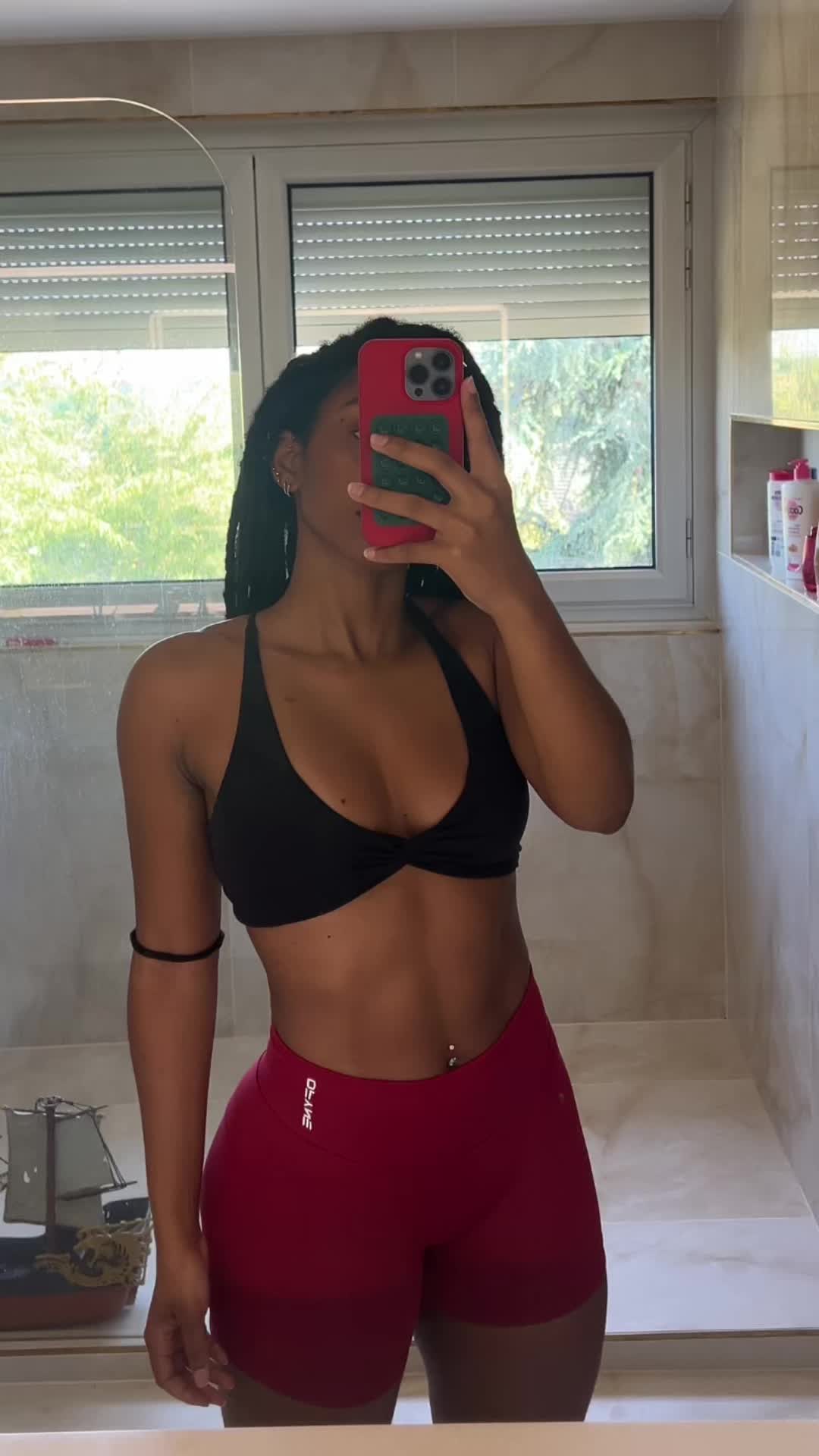 @Mj