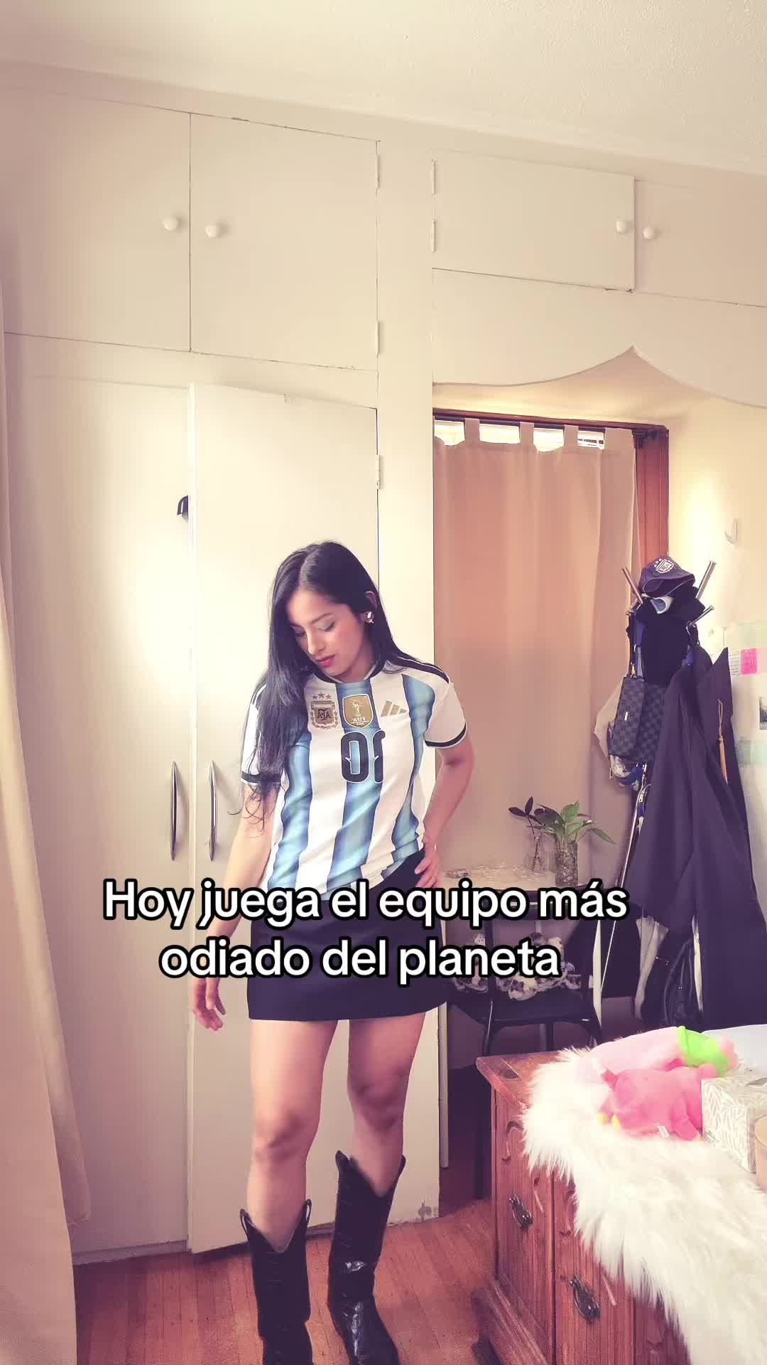 @esmeesposito_