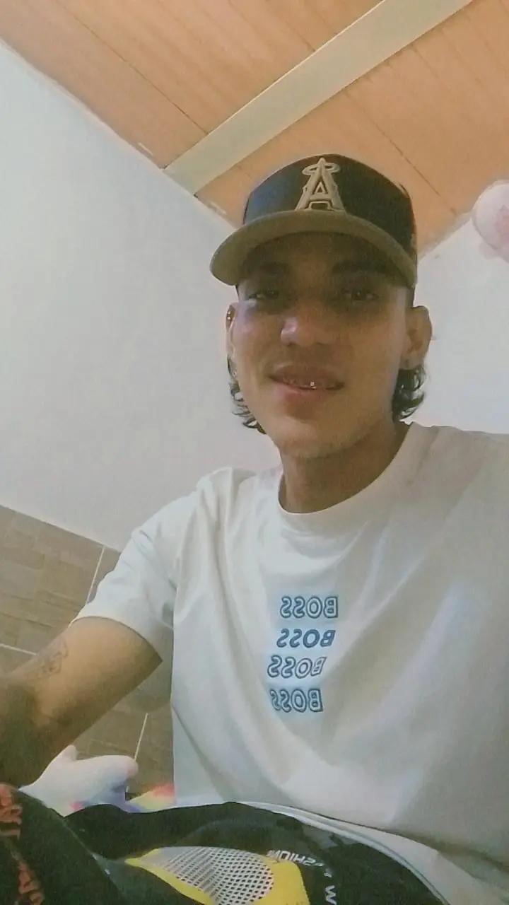 @Carlos Morales🥰❤️🙈
