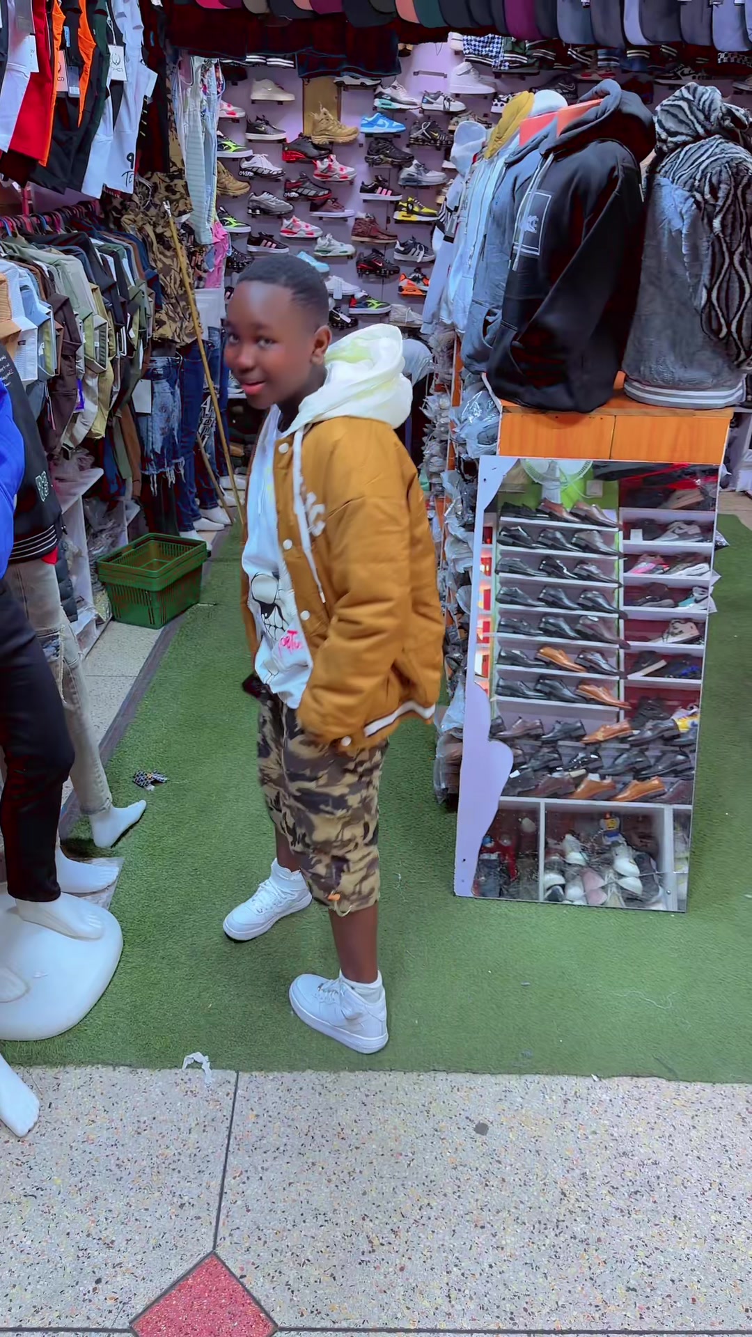 @KAMAU WHOLESALERS NAKURU CITY
