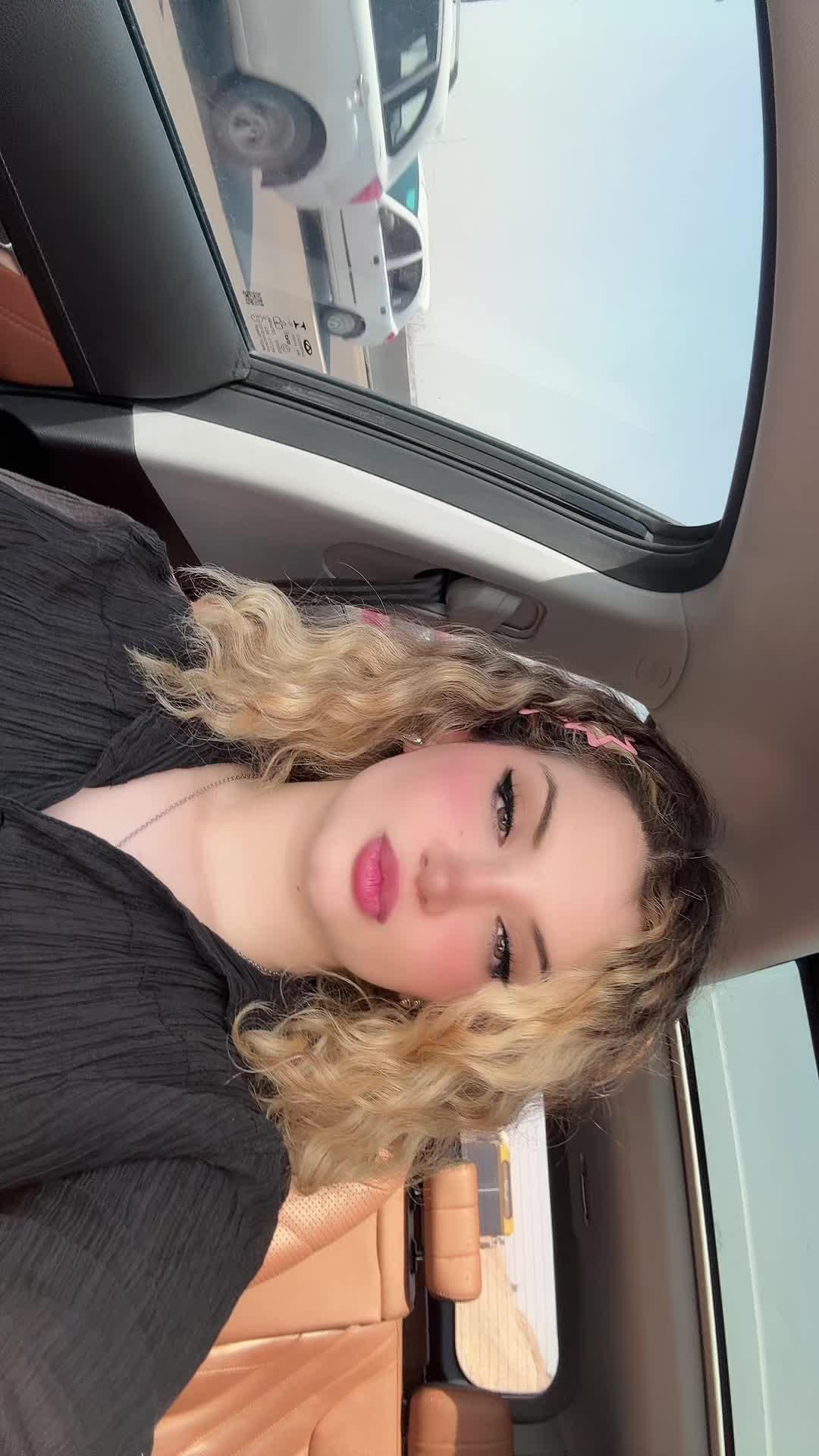 @Anahitaque
