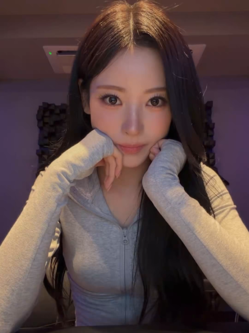 @annavvild