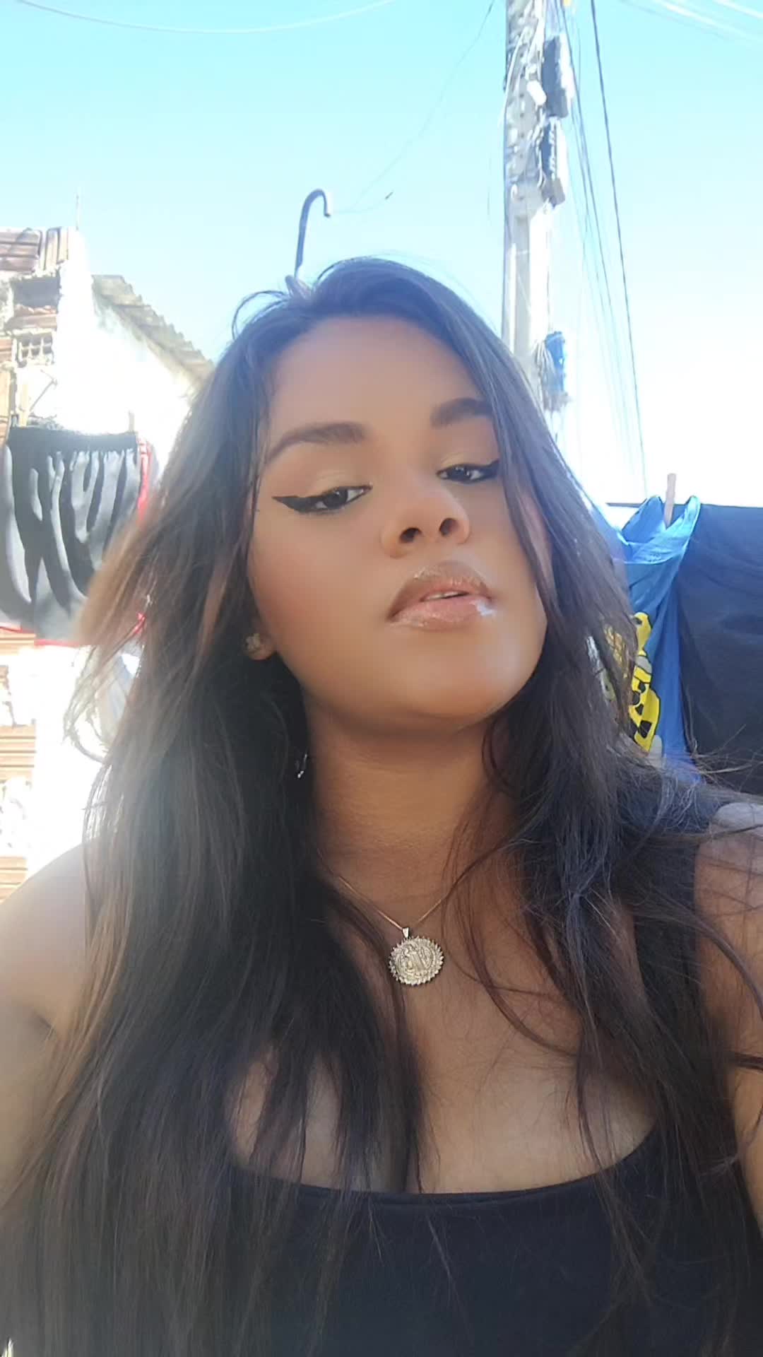 @Adriele oficial🌹🧿