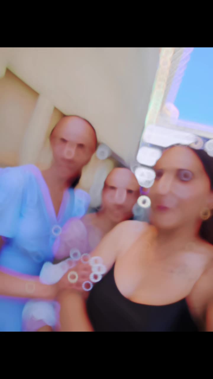 @Maria