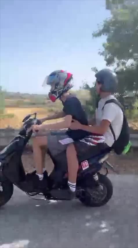 @𝟏𝟕