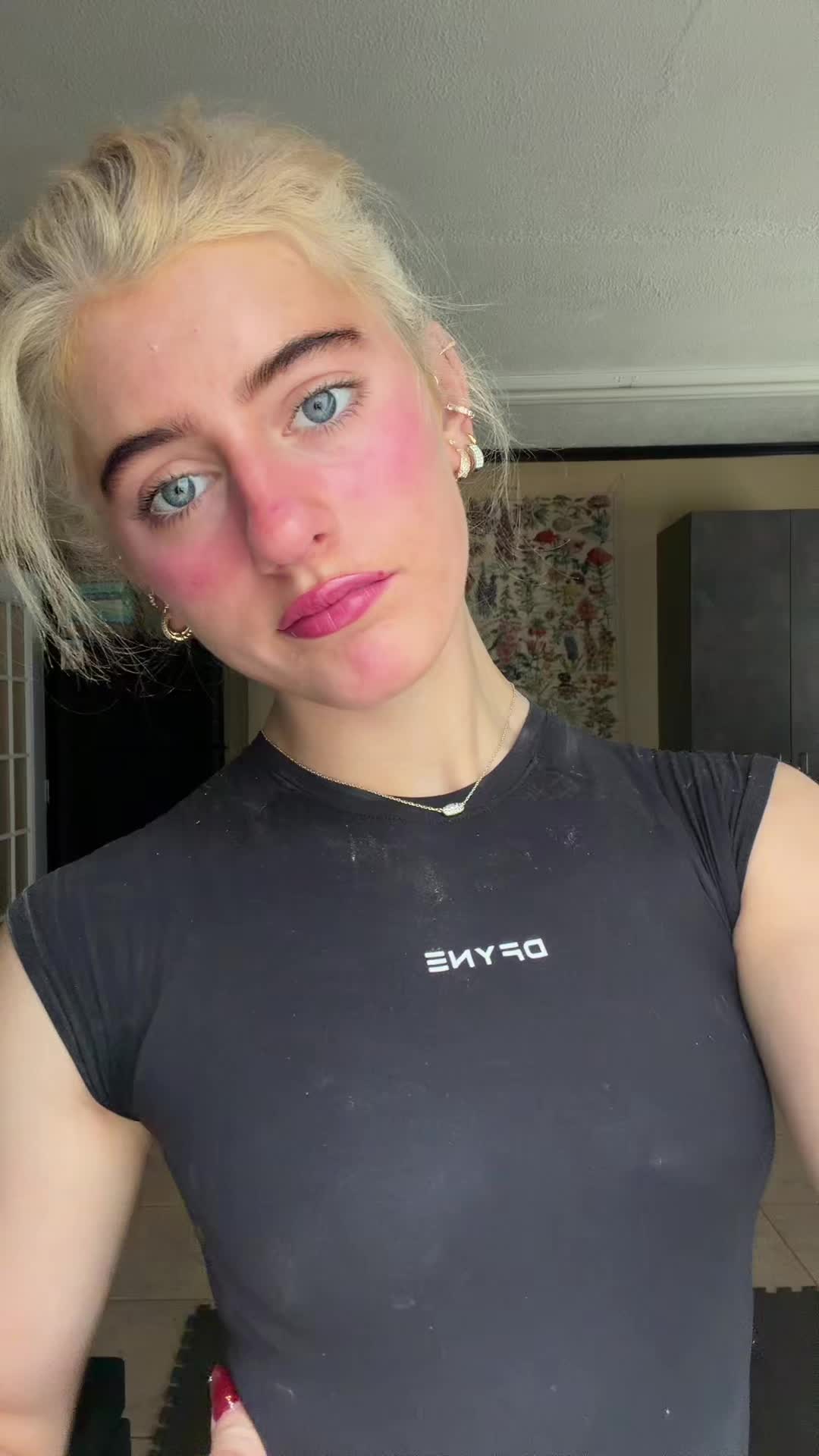 @larkinstrong
