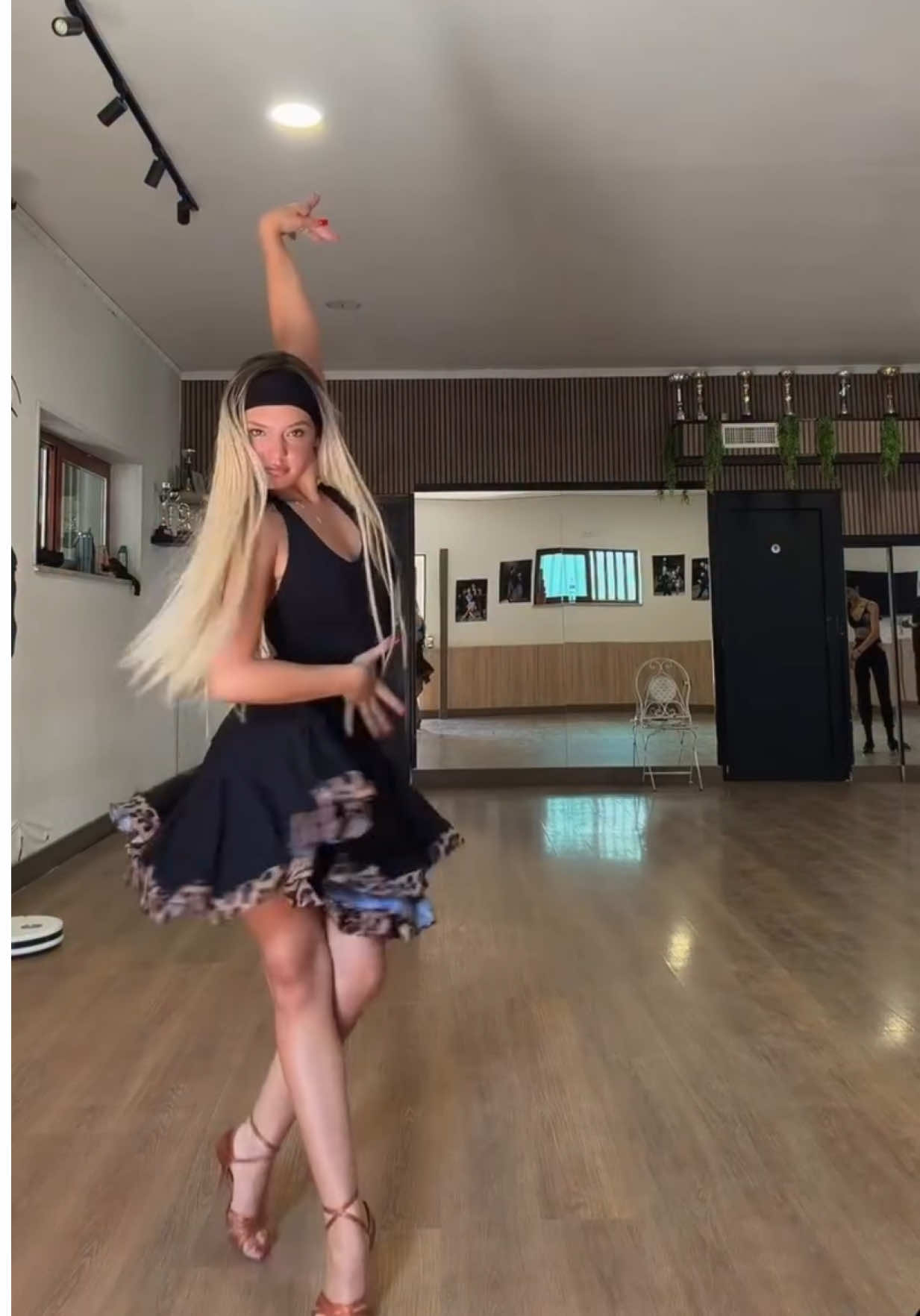 @ZYMdancestyle