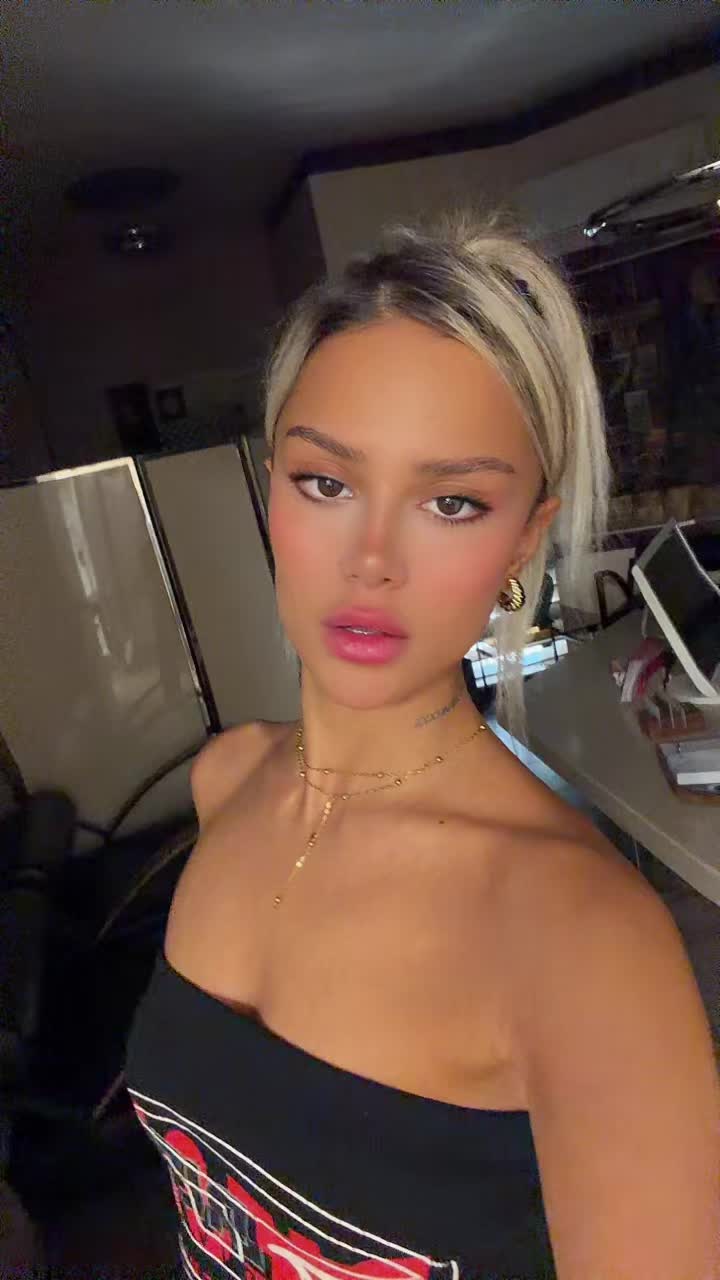 @Tina