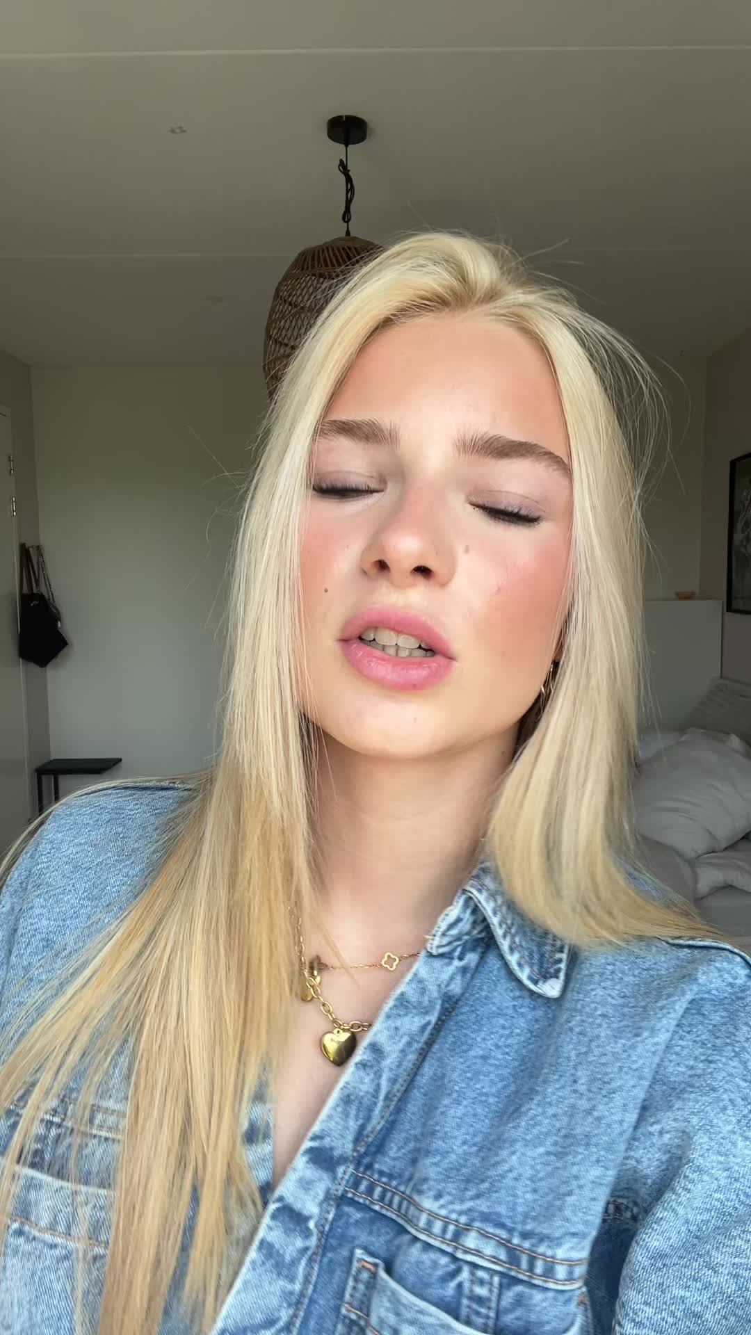 @𝐅𝐄𝐌 𝐃𝐄 𝐆𝐑𝐎𝐎𝐓.ྀིྀི