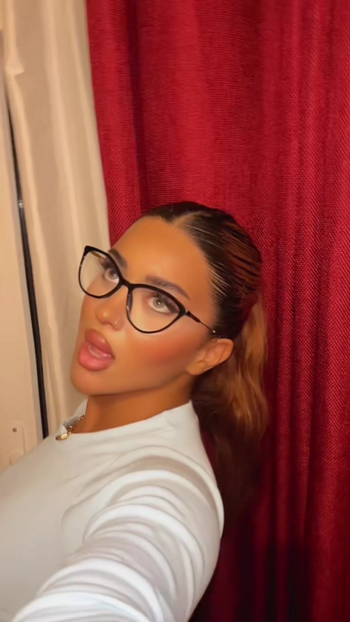 @adrina_heydarii