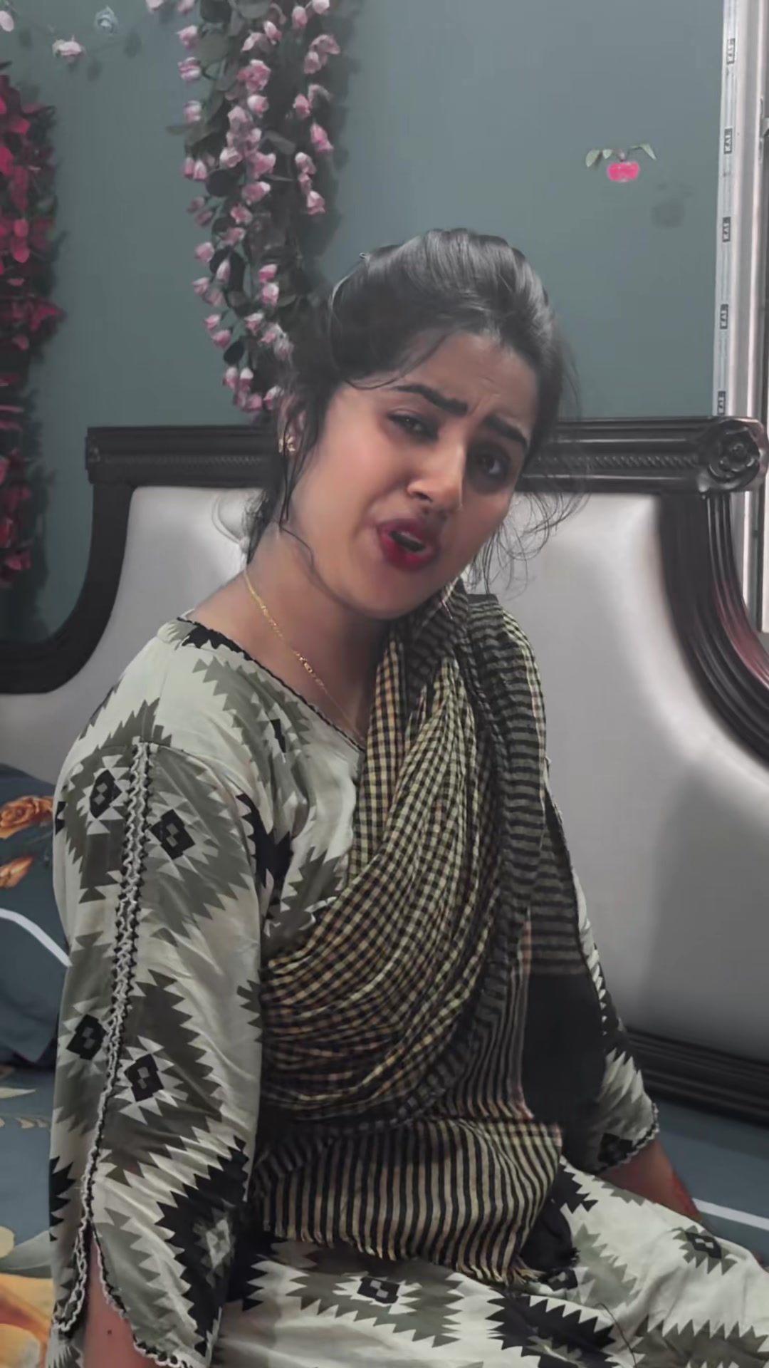 @🔥হাসির রাণী🔥