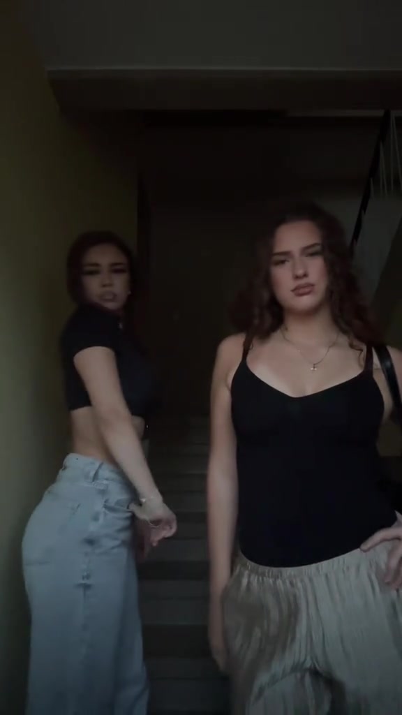 @🌑