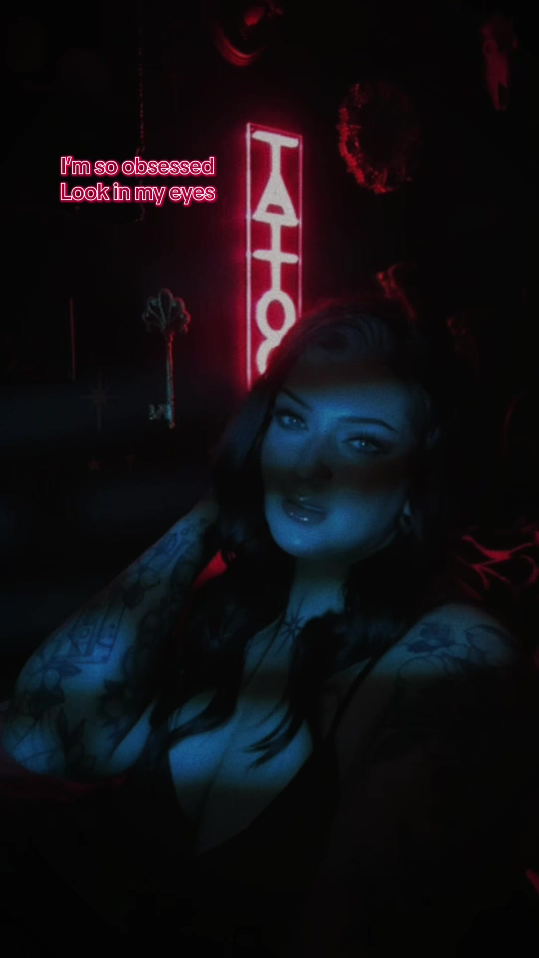 @Gothicccccc