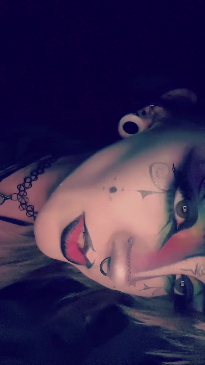 @⛧☾༺♰𝔐𝔬𝔫♰༻☽⛧