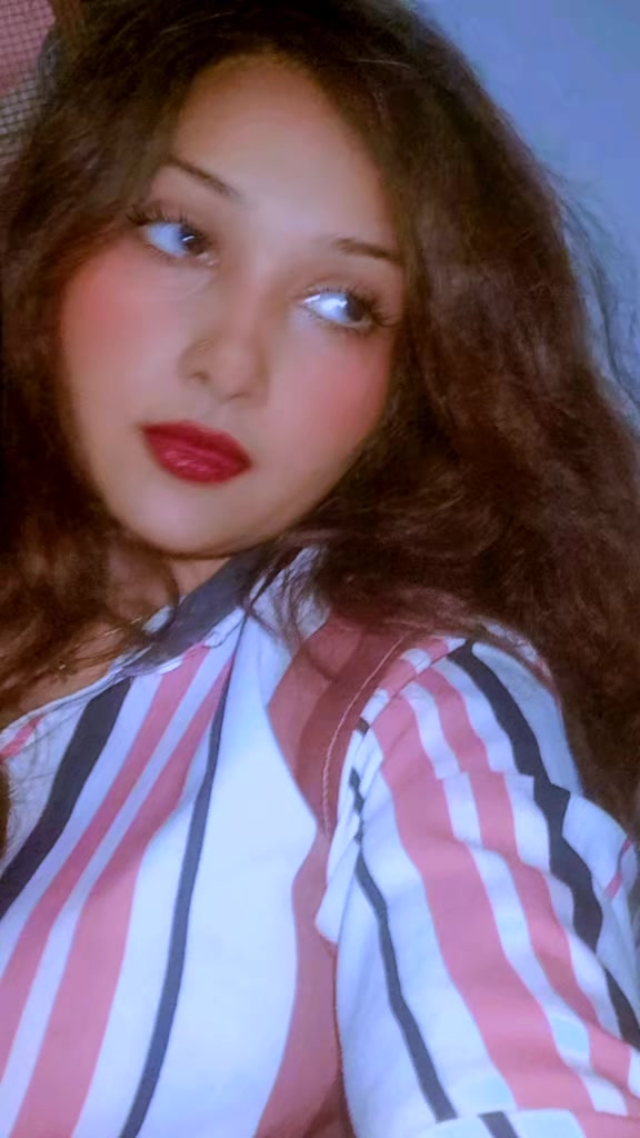 @✷🦋MISS◕❥◕KOMAL🦋✷