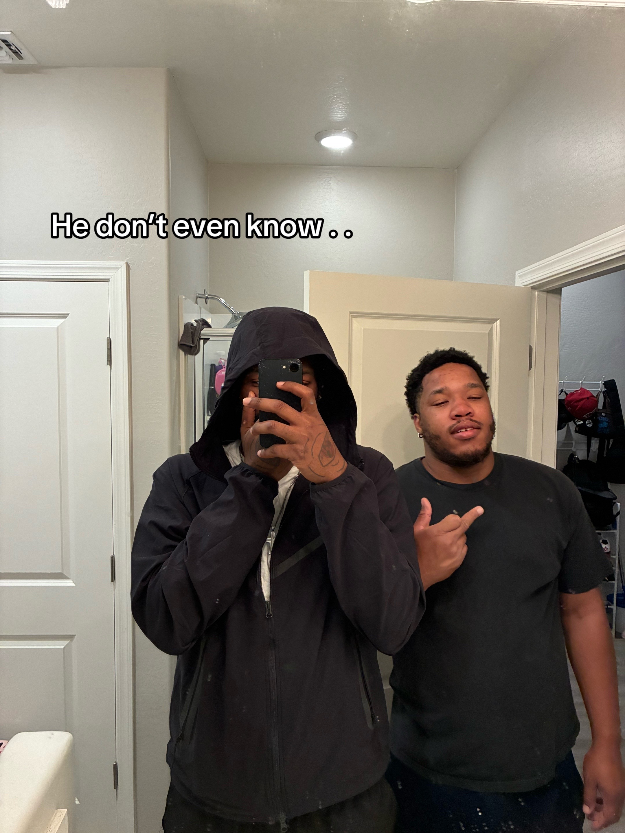@YEKR7🧎🏿➡️